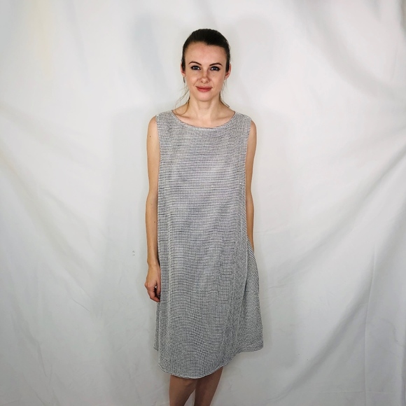 H by Halston Dresses & Skirts - H Halston Illusion Textured Sleeveless Dress 0705